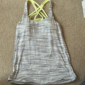 Lululemon size 4 open back tank with built in bra